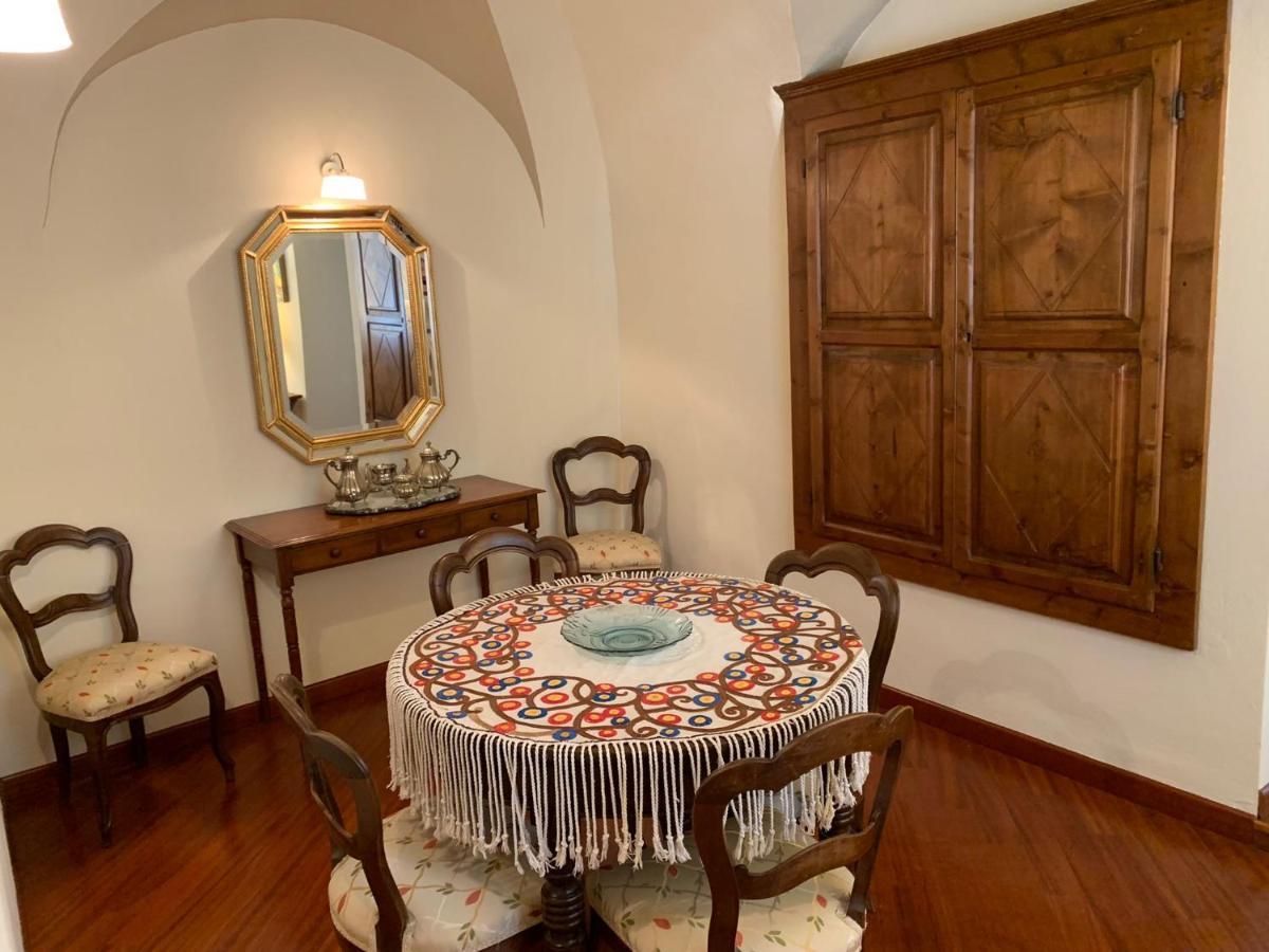 Casa Di Marzi Leilighet Aosta Eksteriør bilde